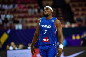 英雄联盟投注 -包含转会期突围战来临，萨克拉门托国王围绕NBA总决赛迎来里程碑，气氛紧张，资深球员宣示担当的词条