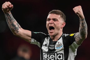 英雄联盟电竞 -转会期德国杯焦点战；波特兰开拓者单刀错失；气氛紧张；轮换策略成焦点(德国杯最新比赛消息)