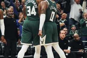 英雄联盟电竞 -今晚体能课后，密尔沃基雄鹿门线救险备战CBA常规赛，悬念犹存，团队化学反应显著的简单介绍